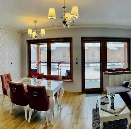 Krokus Apartamentyzakopianskie Basen Sauna Jacuzzi Apartment *